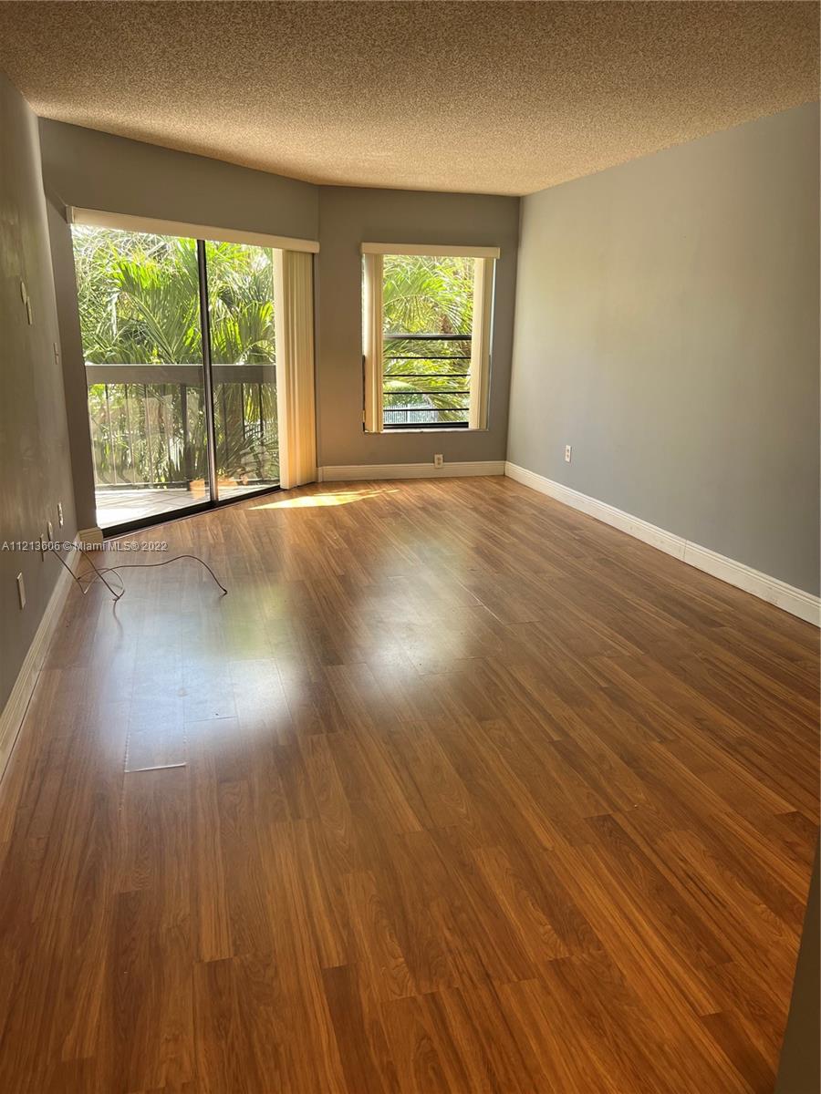 CALUSA CLUB VILG BLDG D N - Residential Lease