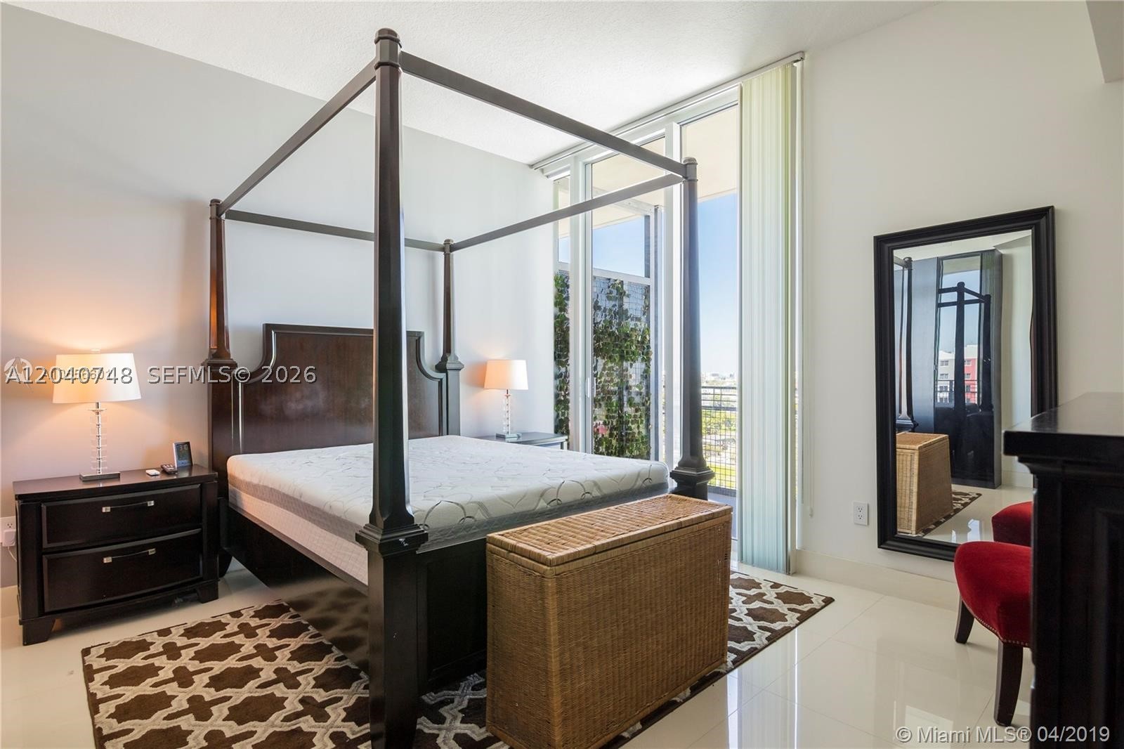 CITY 24 CONDO - Residential