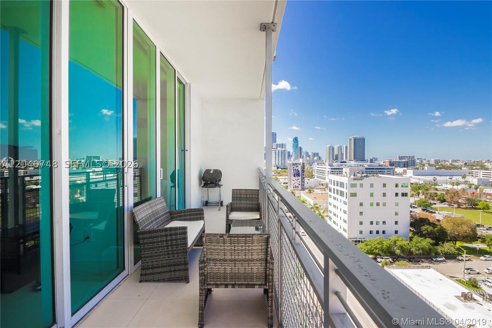 CITY 24 CONDO - Residential