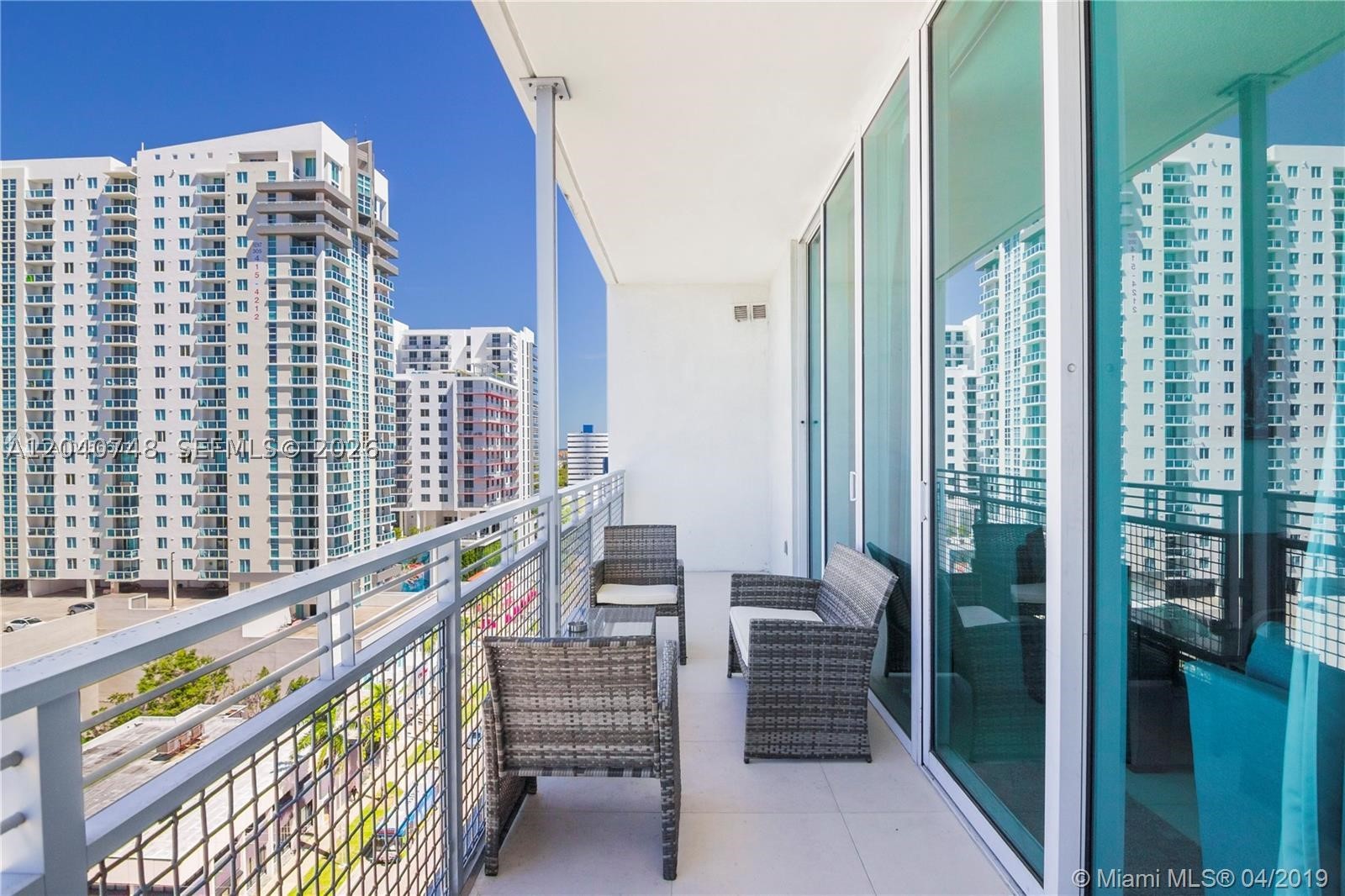 CITY 24 CONDO - Residential