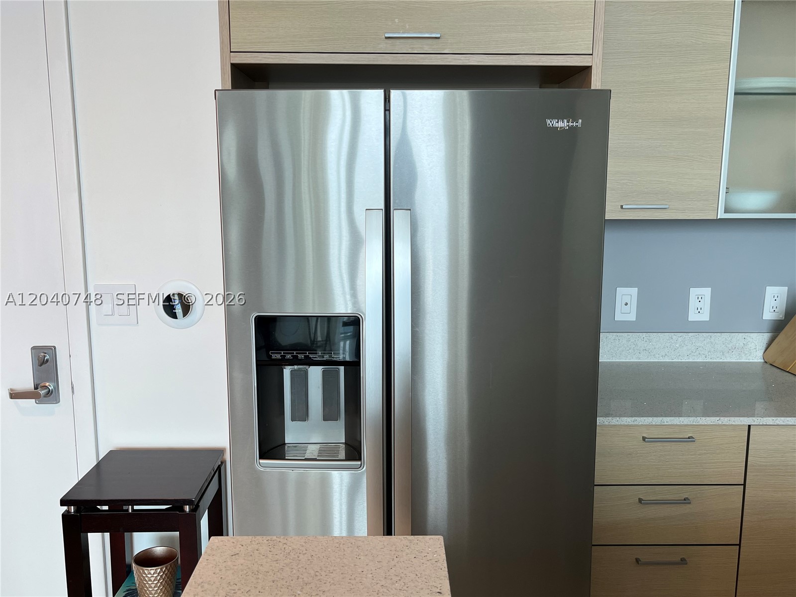 CITY 24 CONDO - Residential