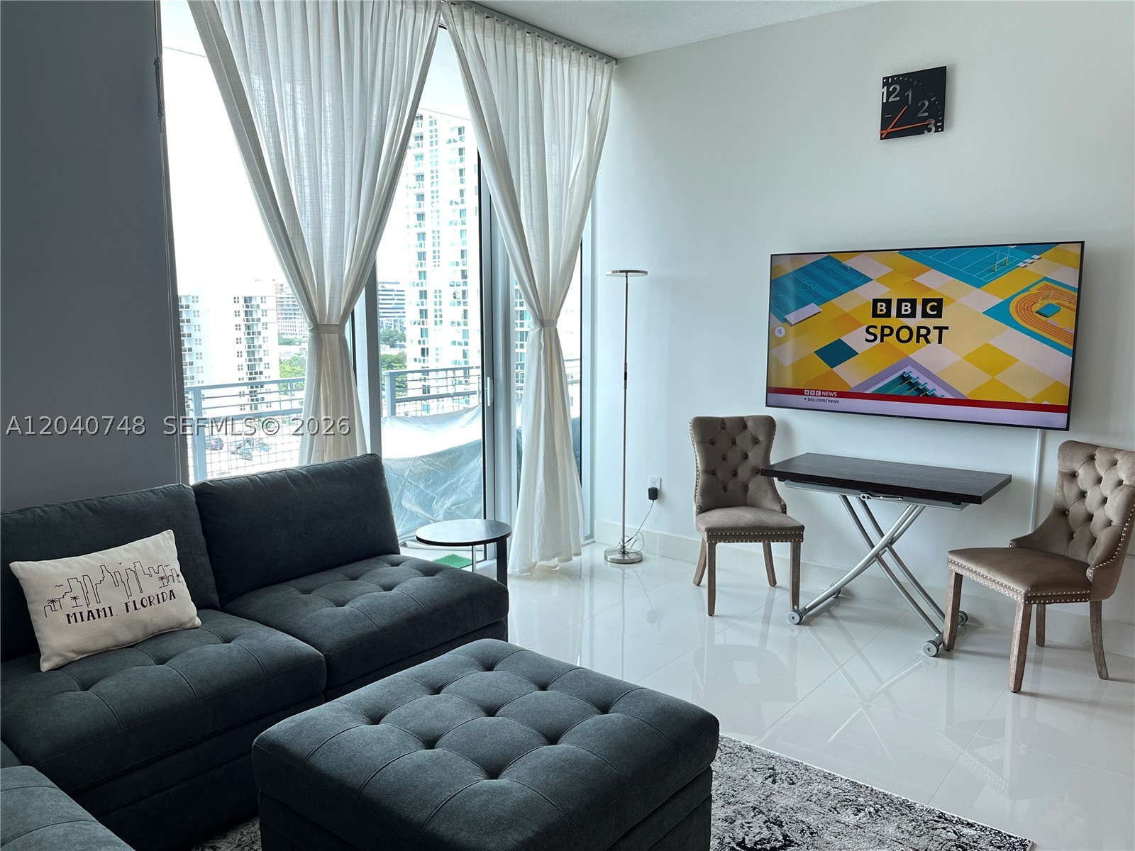 CITY 24 CONDO - Residential