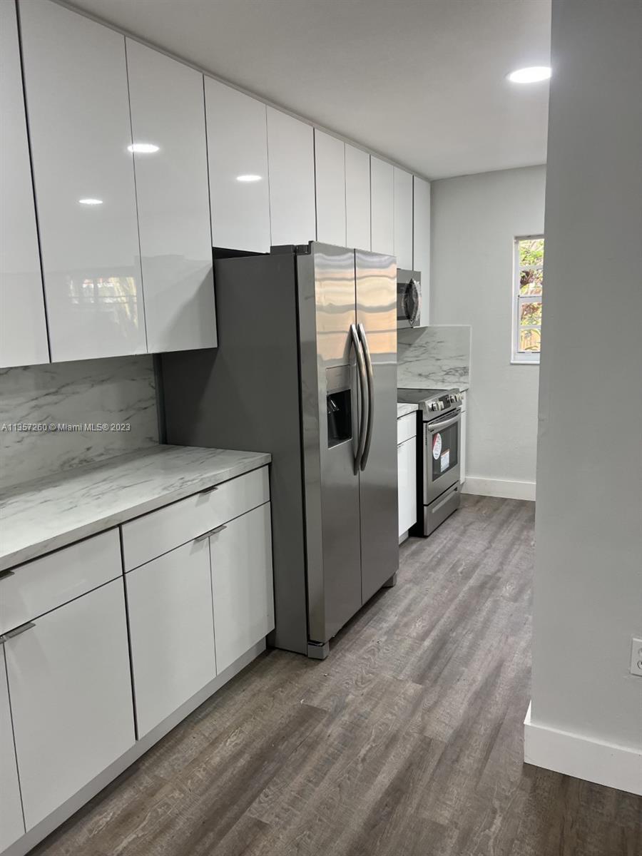 MIAMI LAKES LOCH LOMOND E - Residential