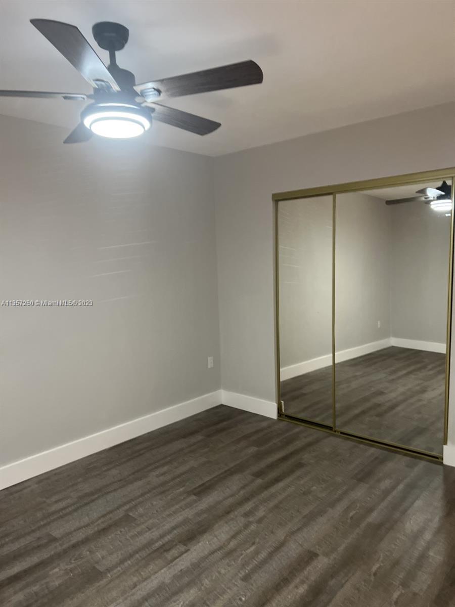 MIAMI LAKES LOCH LOMOND E - Residential
