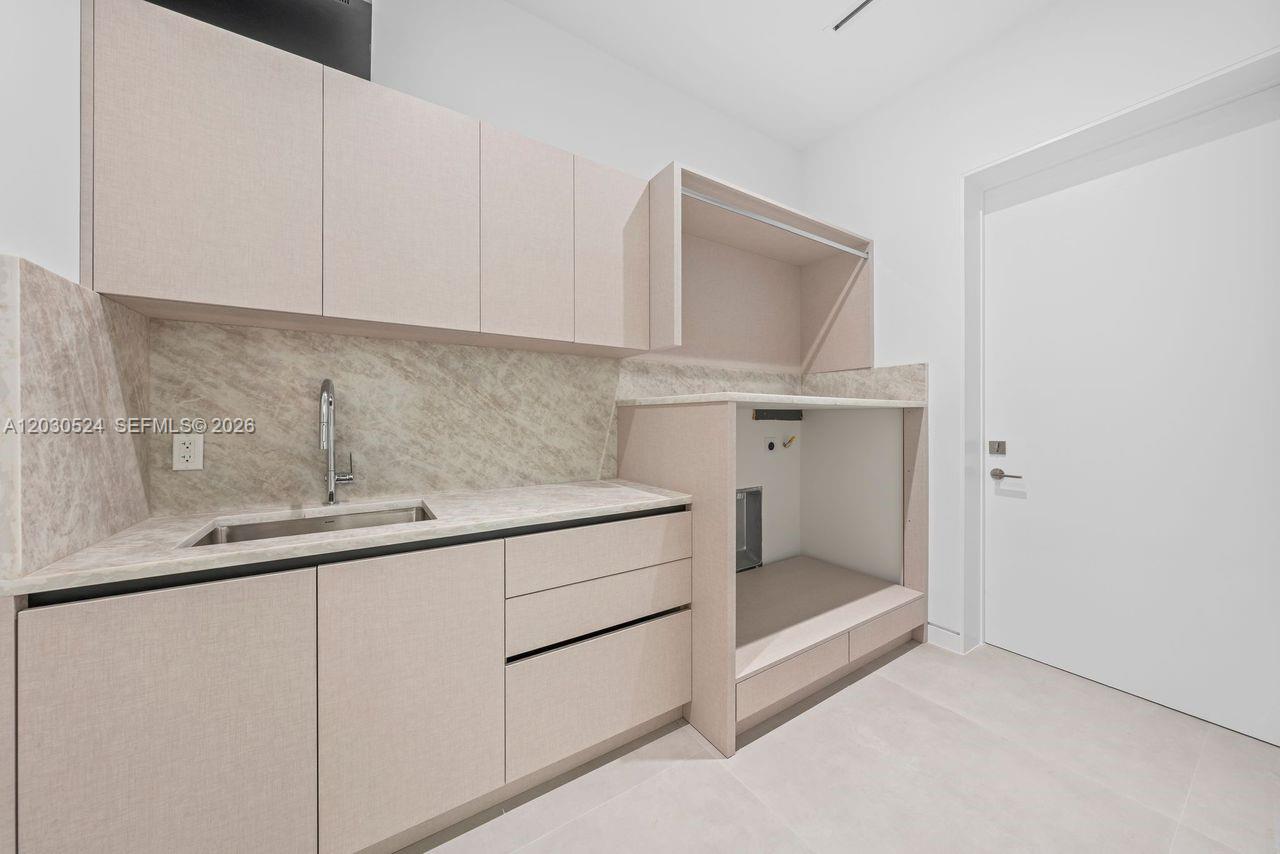 CORAL GATE SEC B - Residential