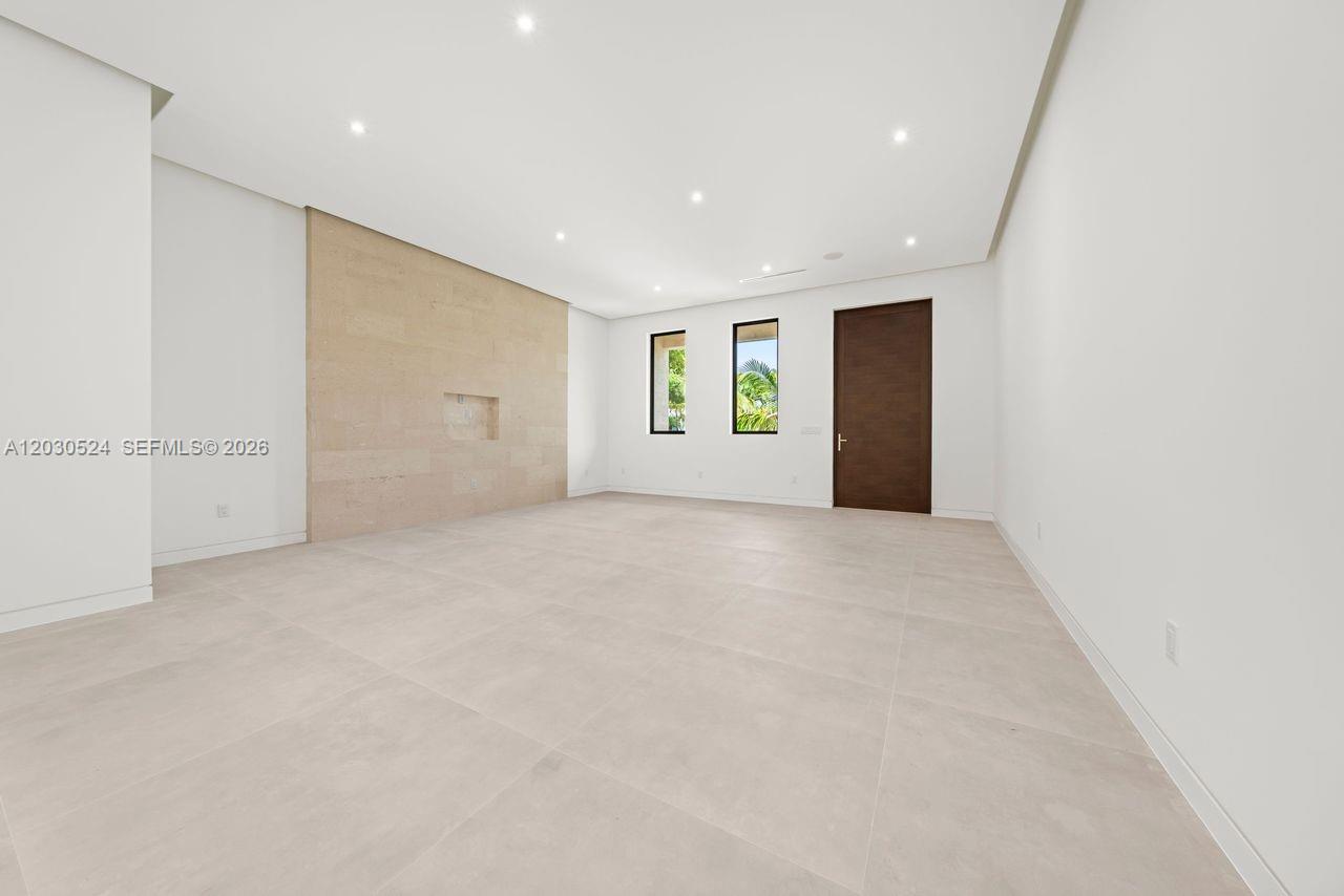 CORAL GATE SEC B - Residential