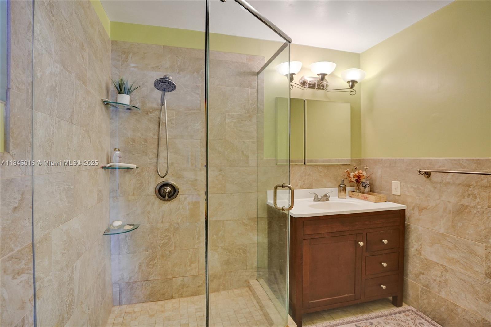 SOUTH NEW RIVER ISLES SEC - Residential