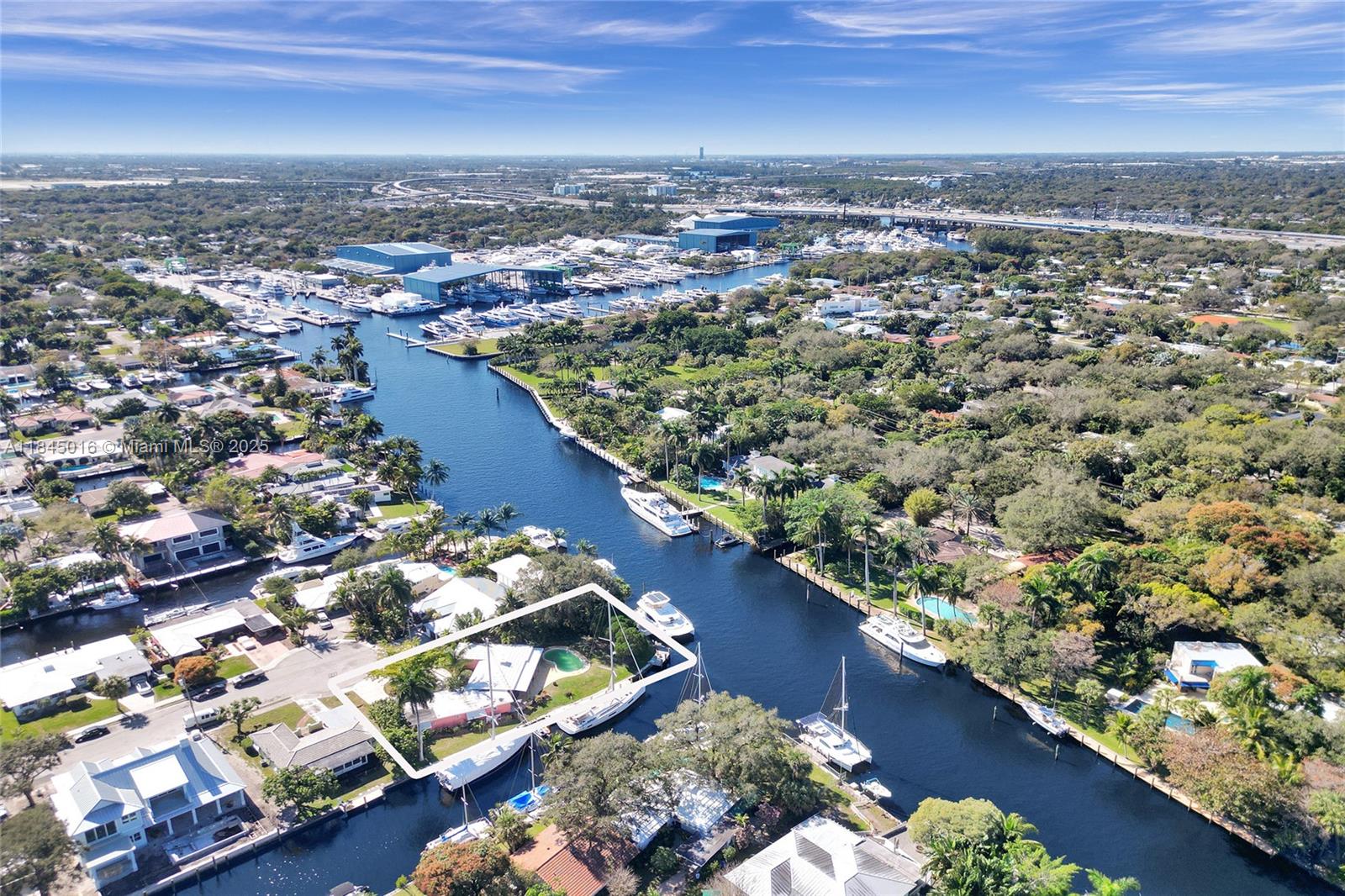 SOUTH NEW RIVER ISLES SEC - Residential
