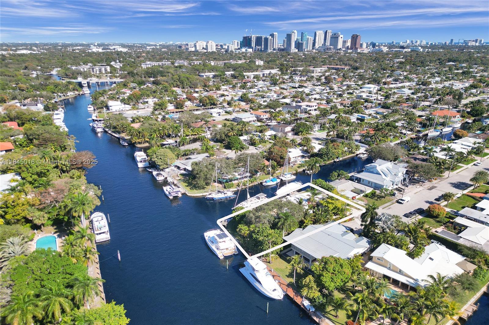 SOUTH NEW RIVER ISLES SEC - Residential