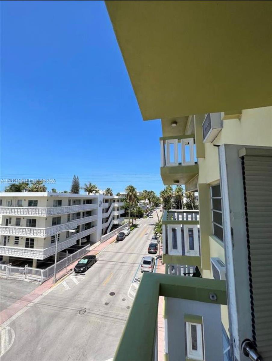 Turnkey studio located in the heart of South Beach, just steps from the ocean, iconic Ocean Drive, and world-class dining and nightlife. This unit offers strong short (6 -months) - or long-term rental potential in one of Miami’s most sought-after neighborhoods. A highly walkable location, and consistent demand make this an ideal addition to any investment portfolio. Covered garage and currently rented.