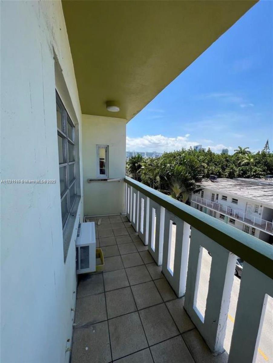 OCEAN BEACH ADD NO 3 - Residential