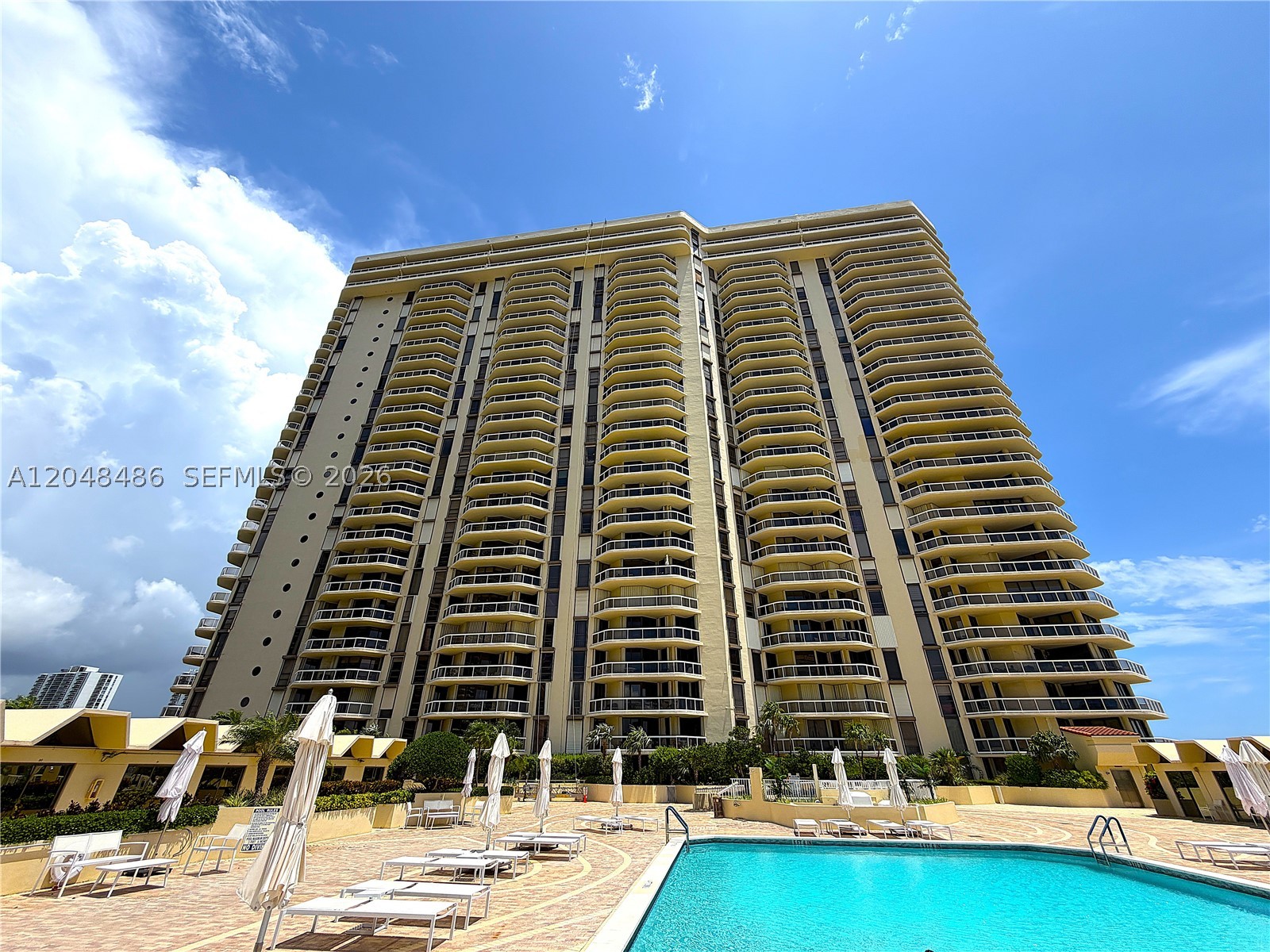 TERRACES NORTH TURNBERRY - Residential