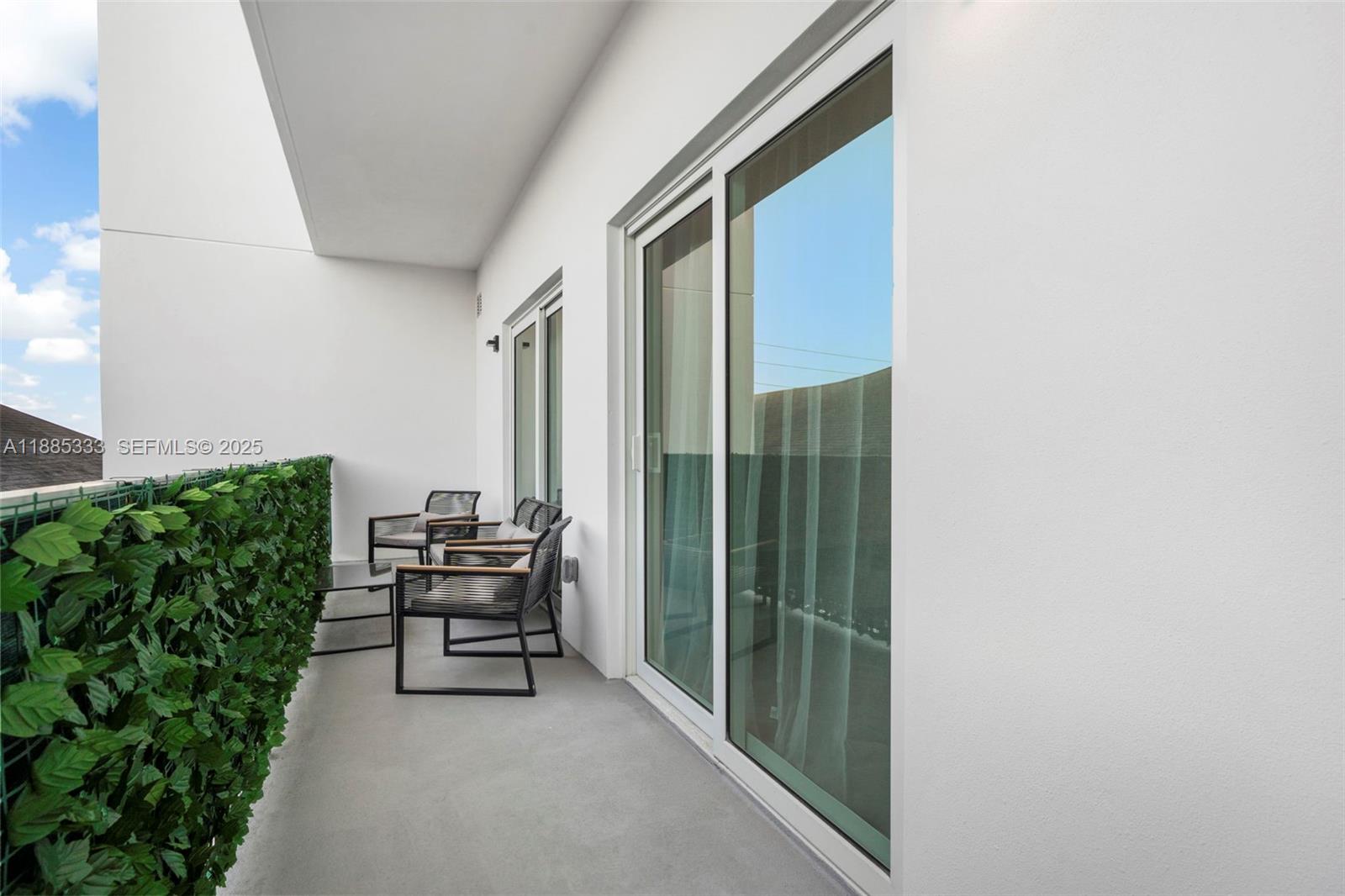 AESTHETIC APARTMENTS CONDO - Residential