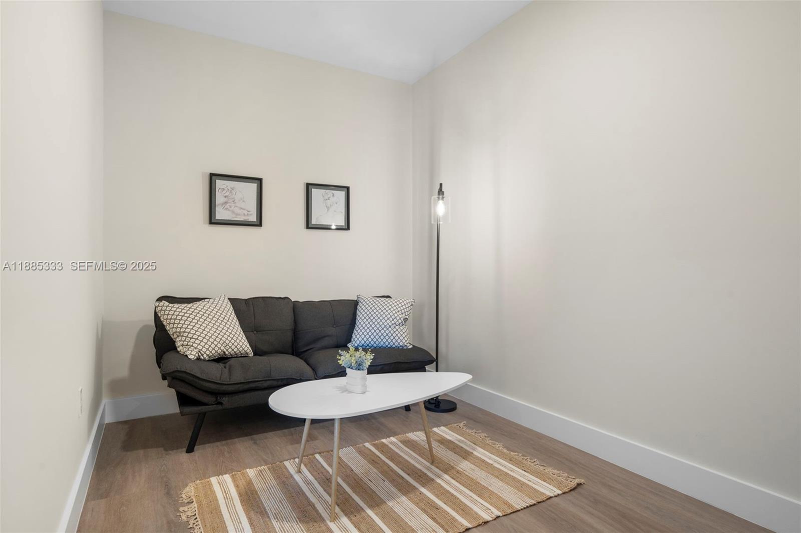 AESTHETIC APARTMENTS CONDO - Residential
