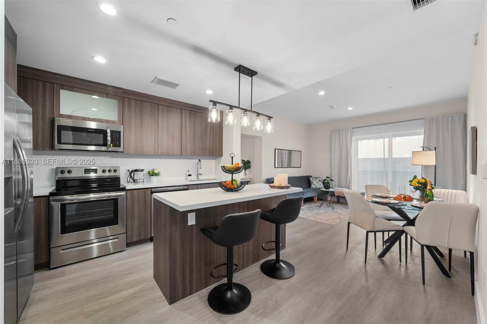 AESTHETIC APARTMENTS CONDO - Residential