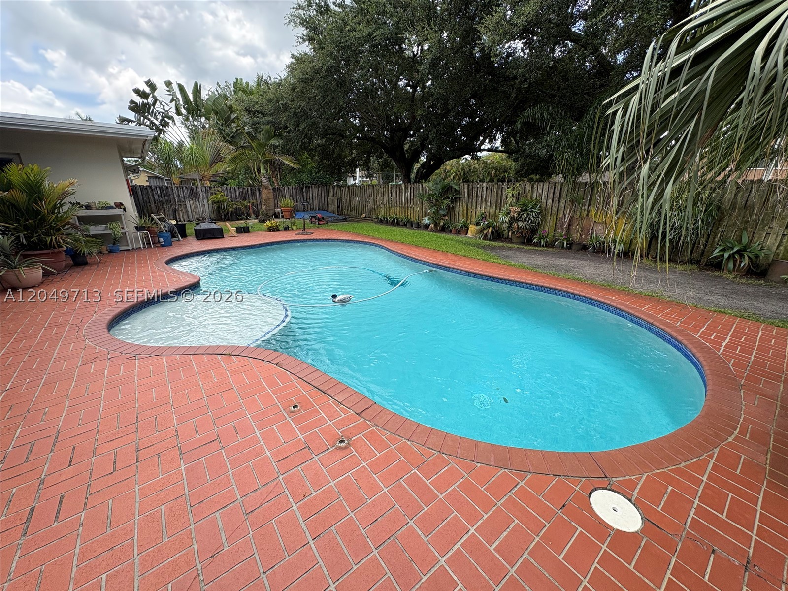 FLAMINGO GARDENS-BLACK OL - Residential