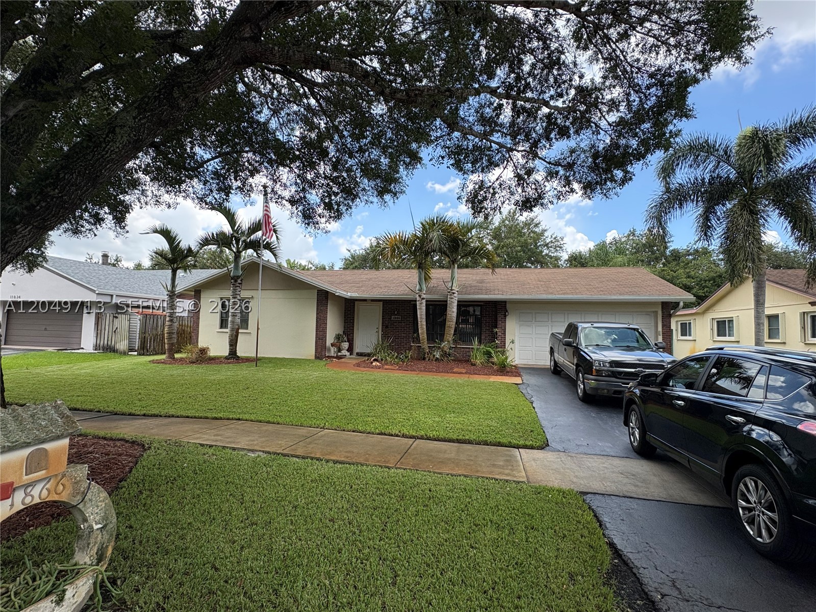 FLAMINGO GARDENS-BLACK OL - Residential