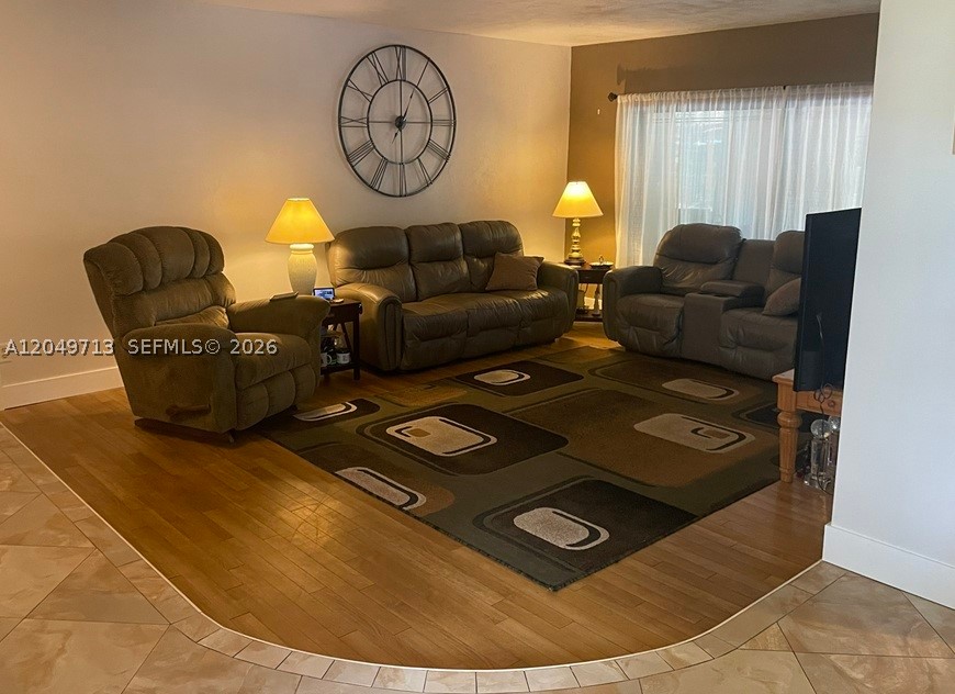 FLAMINGO GARDENS-BLACK OL - Residential