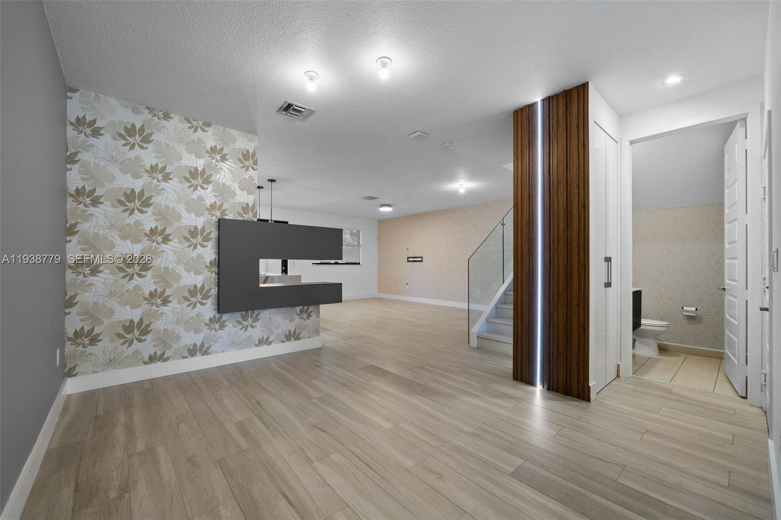 GRAND BAY SOUTH TOWNHOMES - Residential