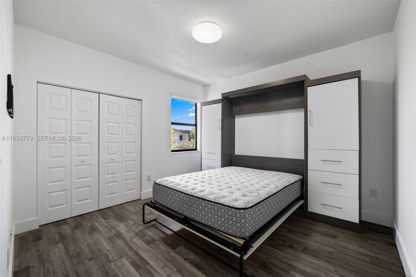 GRAND BAY SOUTH TOWNHOMES - Residential