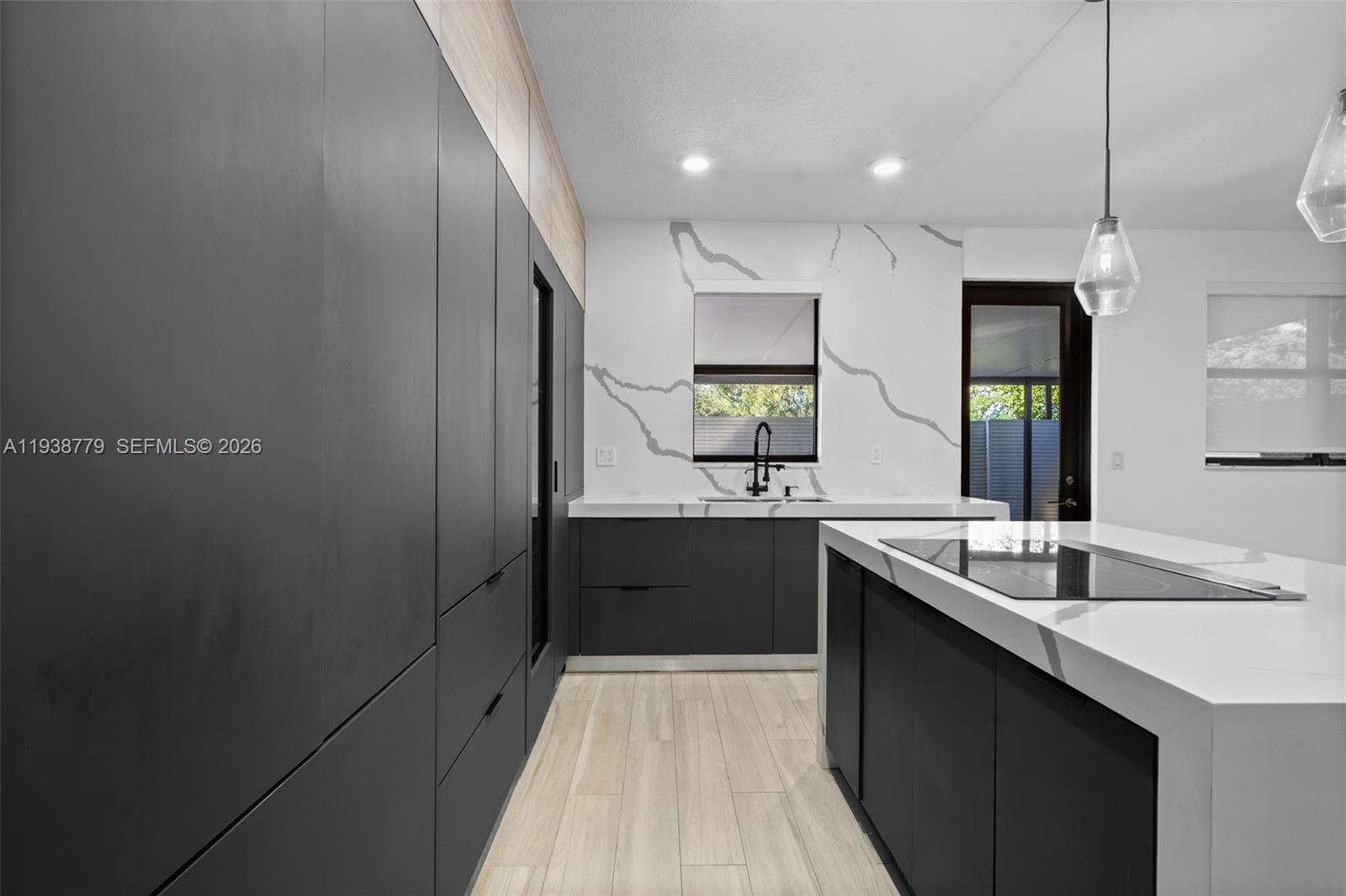 GRAND BAY SOUTH TOWNHOMES - Residential