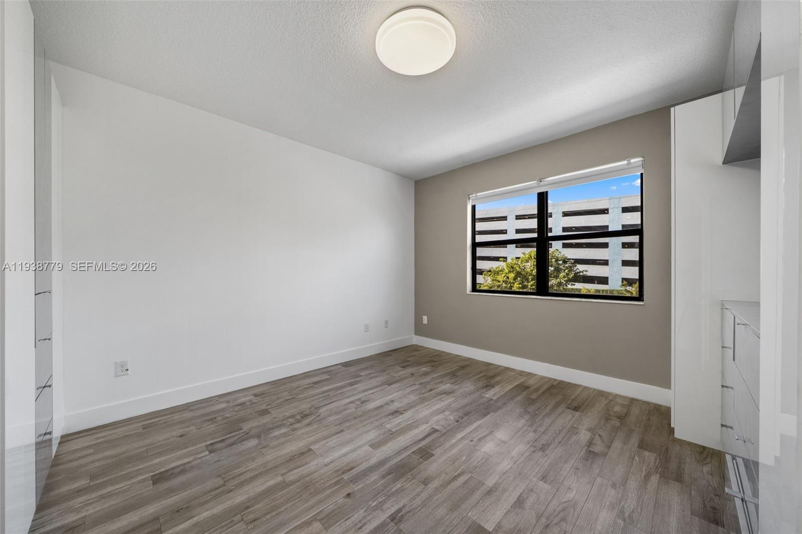 GRAND BAY SOUTH TOWNHOMES - Residential