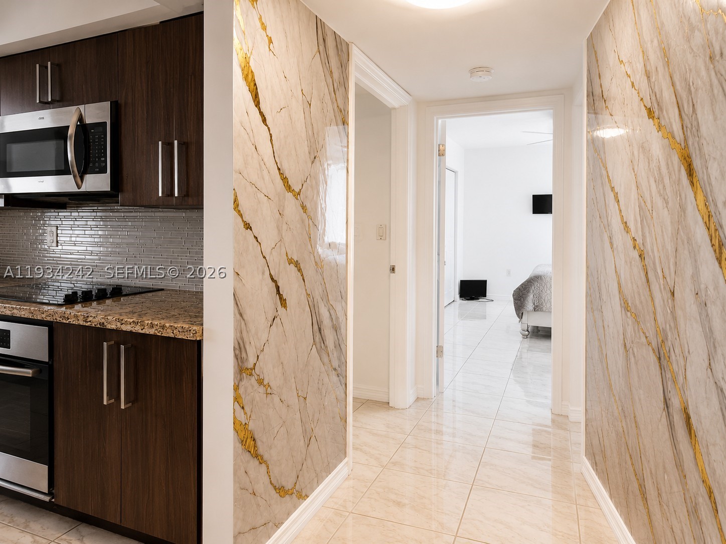 CARIBBEAN BREEZE CONDO - Residential