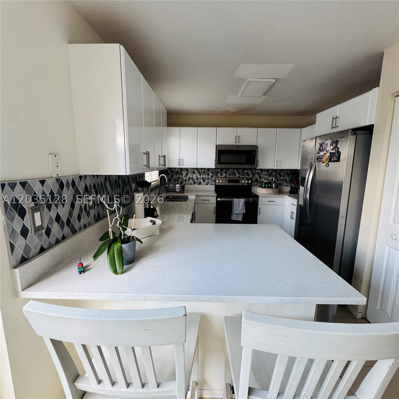 PEMBROKE ISLES 1 - Residential Lease