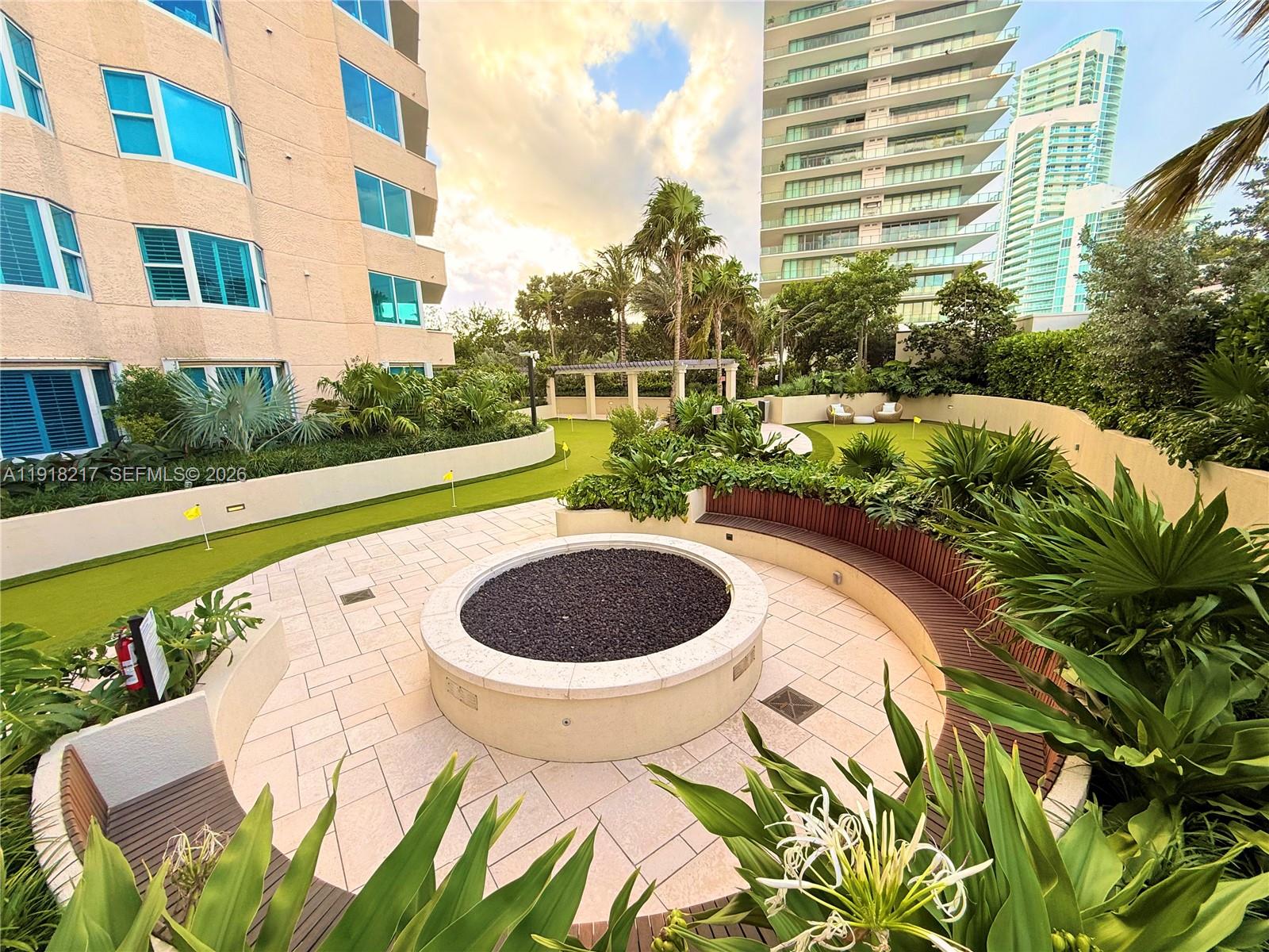 PORTOFINO TOWER CONDO - Residential