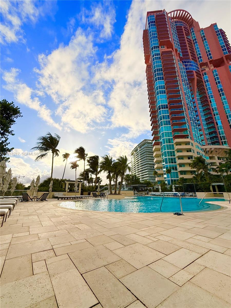 PORTOFINO TOWER CONDO - Residential