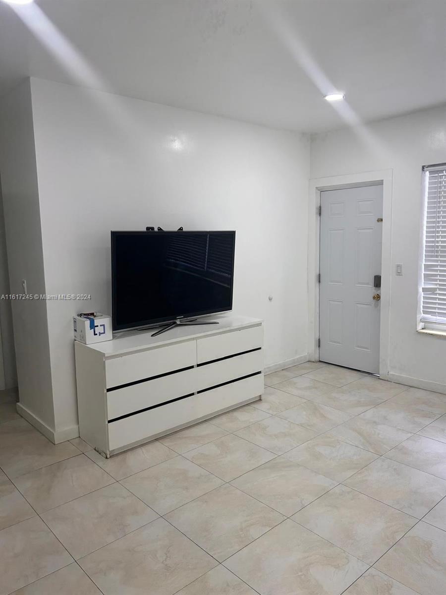 Welcome to your dream beachside living! This beautiful apartment, nestled on the renowned Indian Creek Dr. in Miami Beach, offers comfort and convenience. With its prime location steps away from the sun-kissed sands of the beach, you'll enjoy breathtaking ocean views and easy access to the vibrant Miami lifestyle. Don't miss the opportunity to make this stunning beachside retreat your new home. Contact us to schedule a viewing and experience the epitome of Miami Beach living.