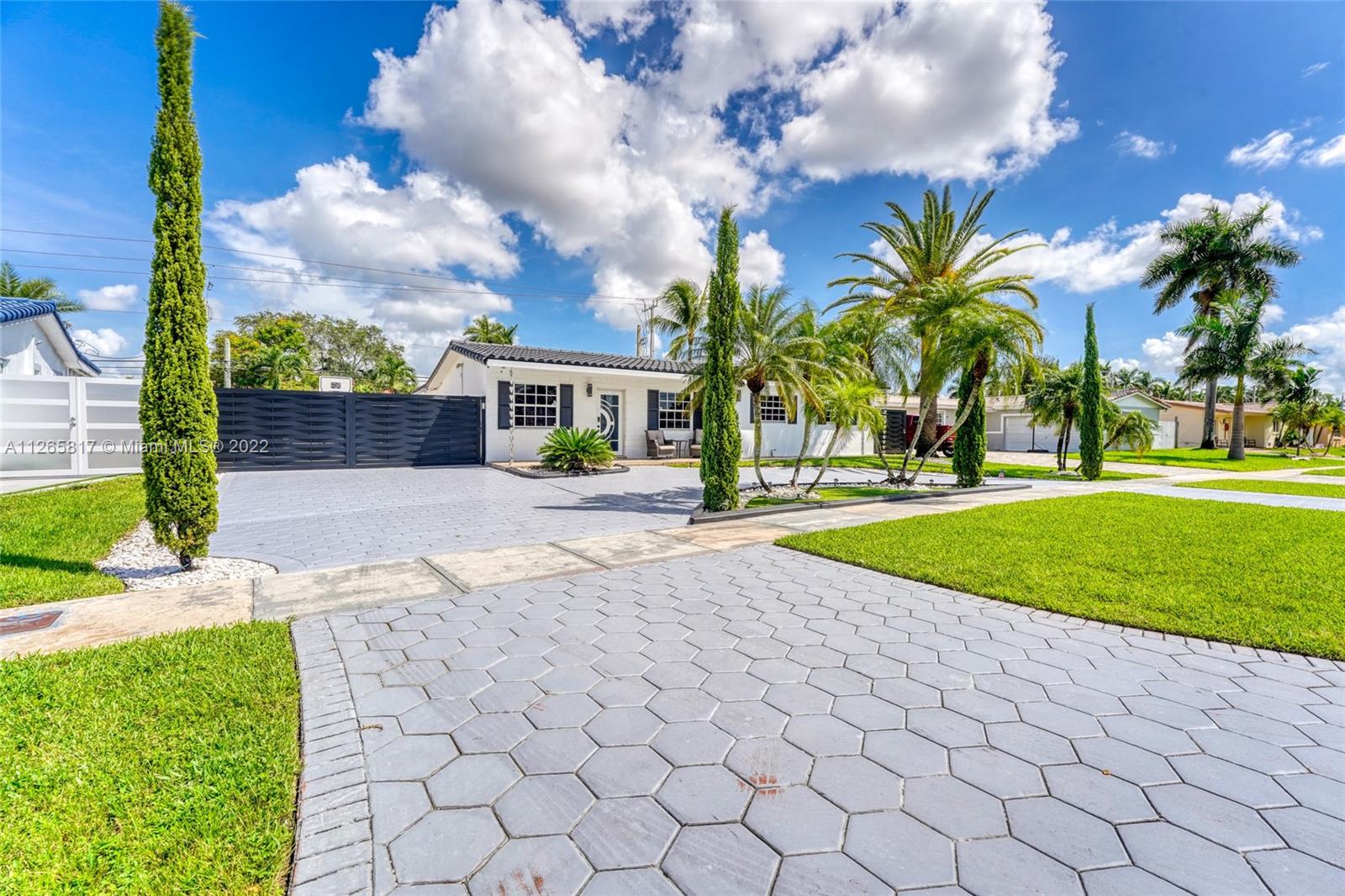 PALM SPRINGS NORTH SEC O - Residential