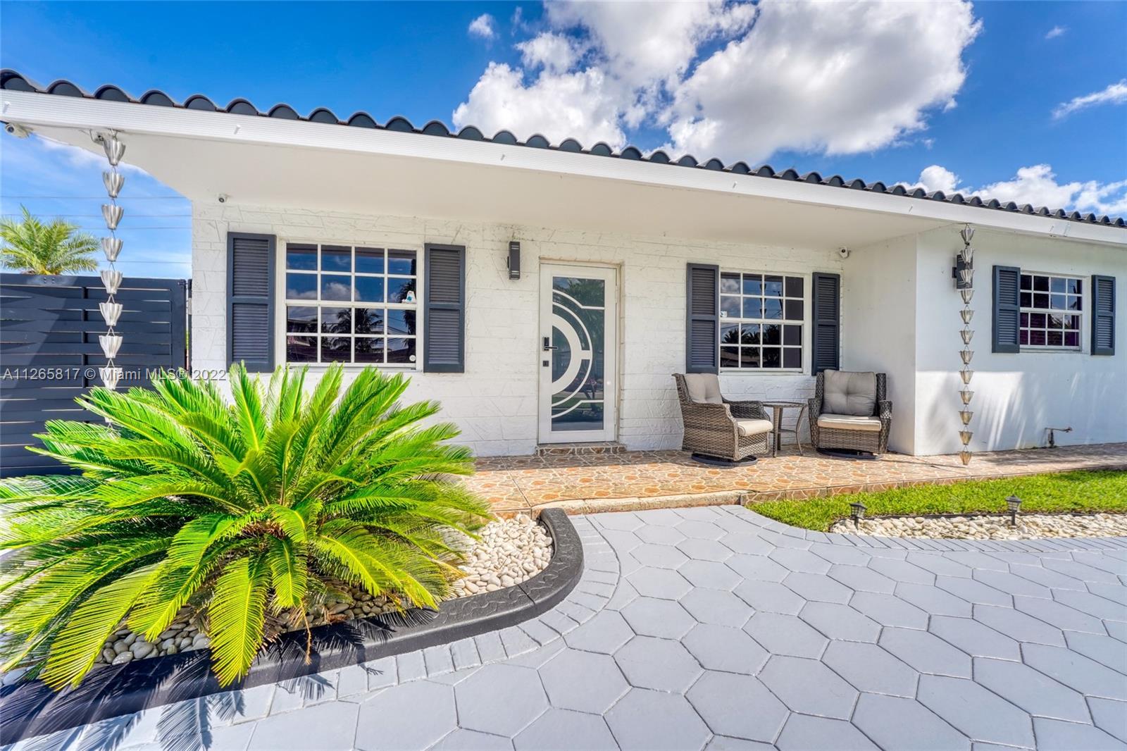 PALM SPRINGS NORTH SEC O - Residential