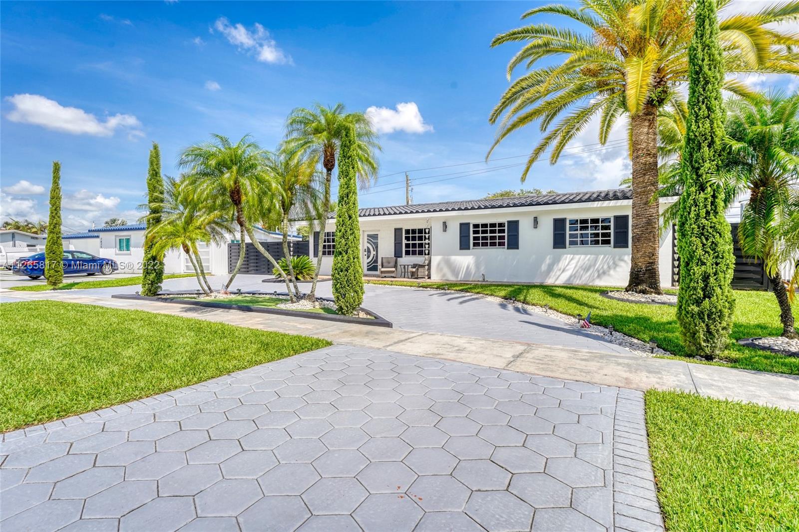 PALM SPRINGS NORTH SEC O - Residential