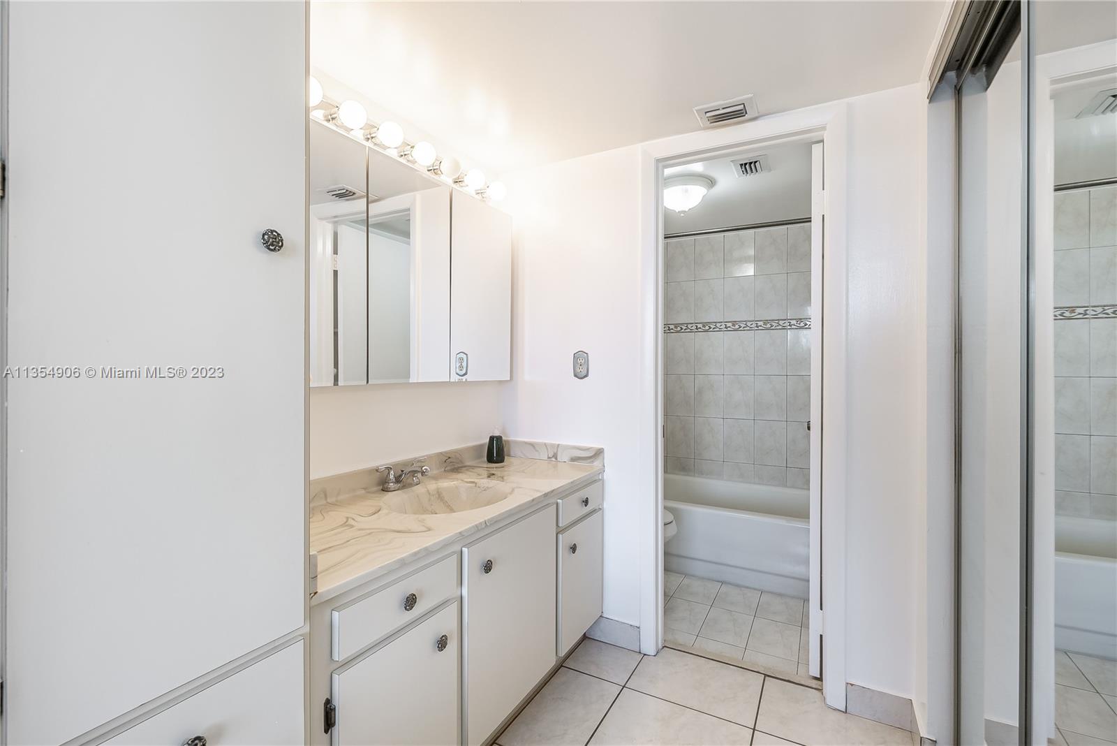 COLONY POINT 5 CONDO - Residential