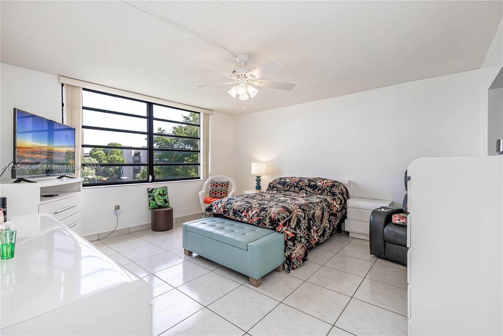 COLONY POINT 5 CONDO - Residential