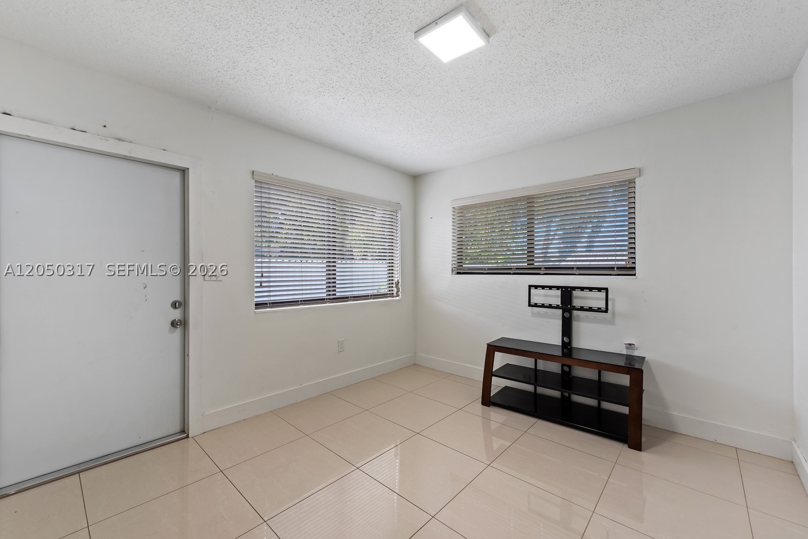 CRAVATTS ALLAPATTAH HOMES - Residential Lease