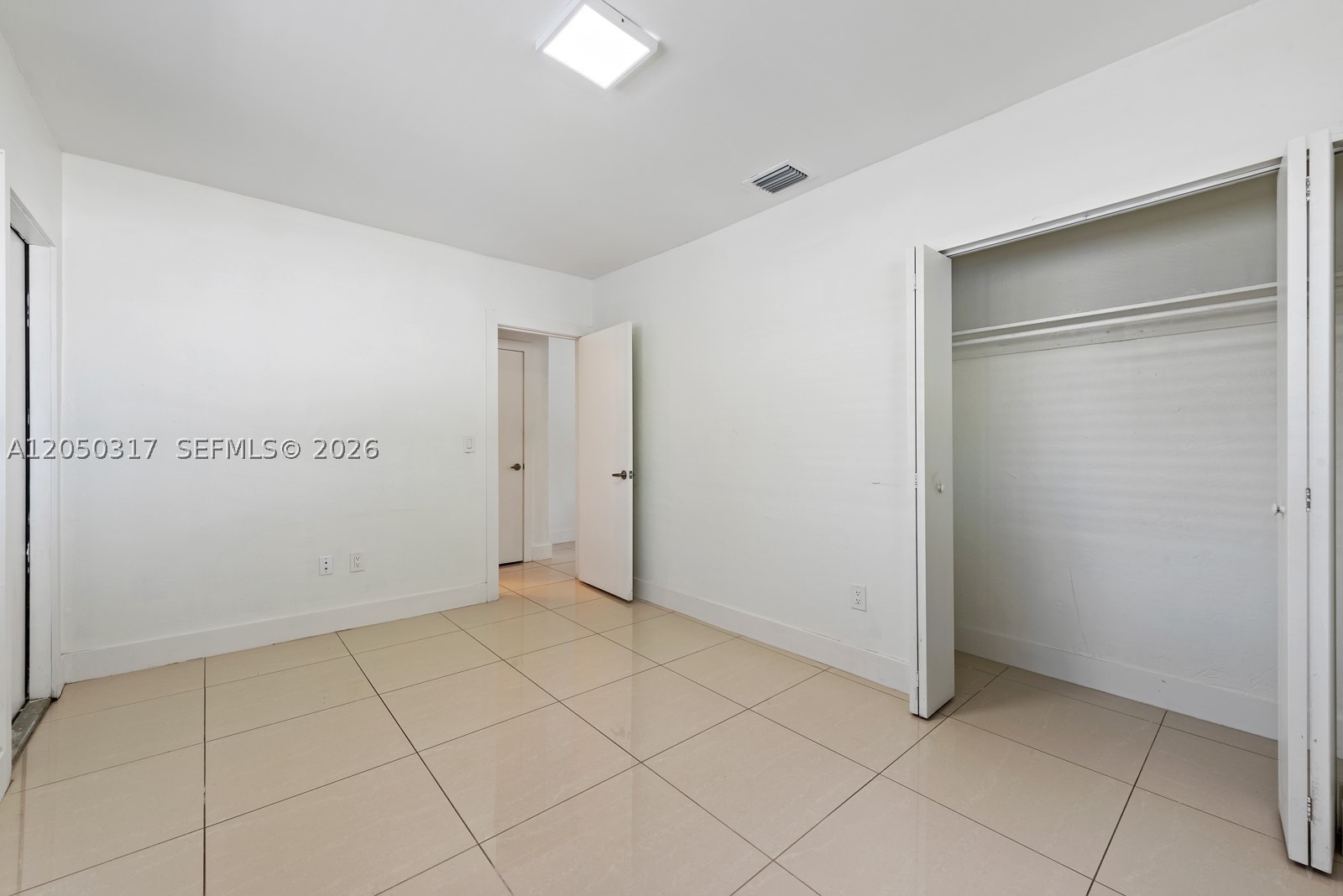 CRAVATTS ALLAPATTAH HOMES - Residential Lease