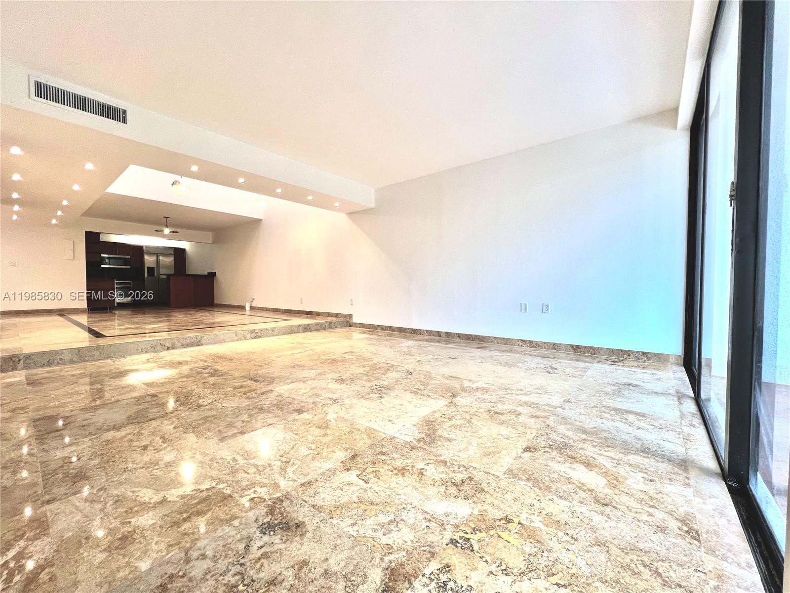 POINCIANA IS YT & RCQ CLU - Residential