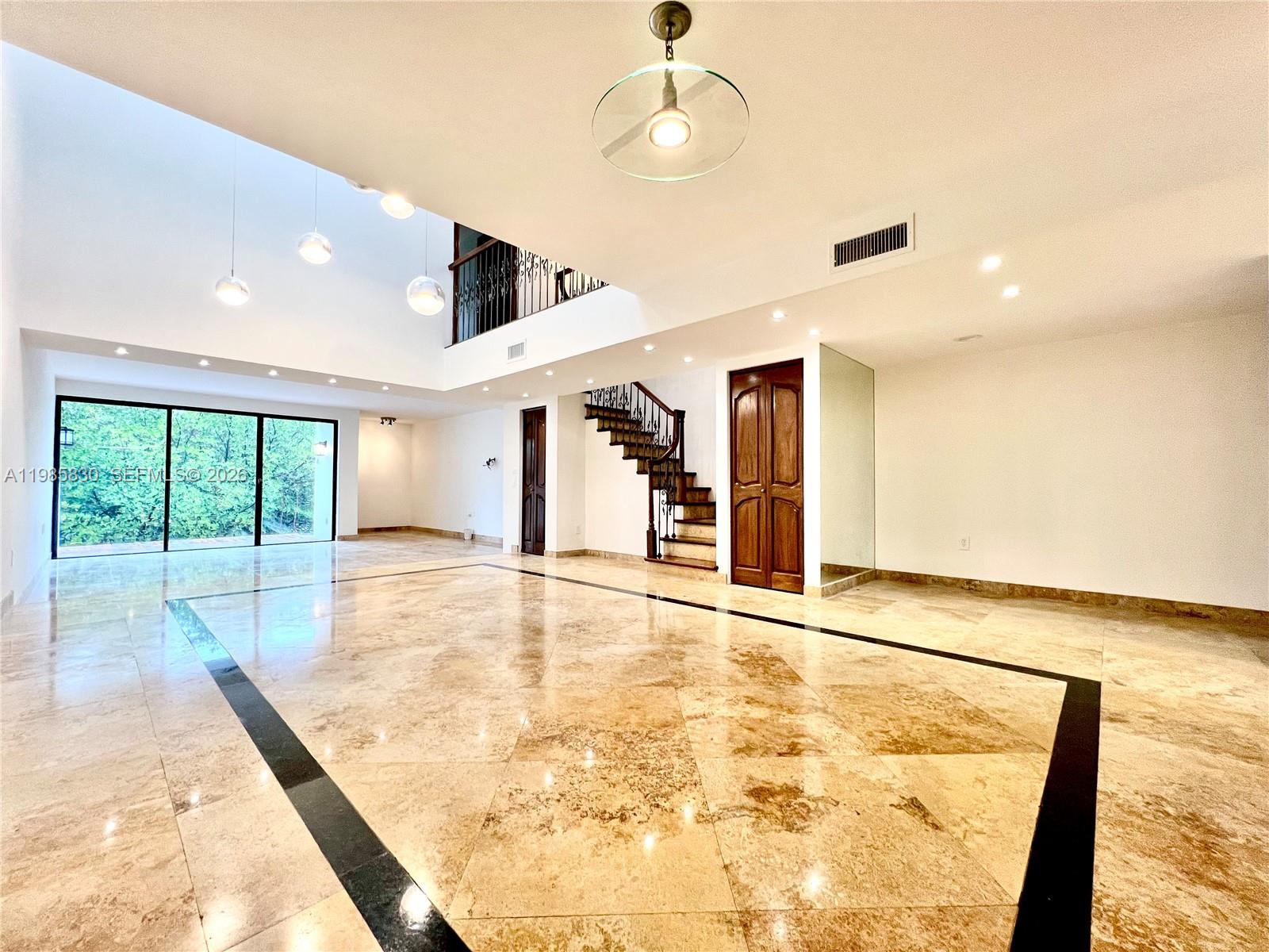 POINCIANA IS YT & RCQ CLU - Residential