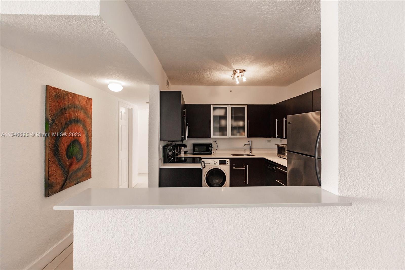 FLAMINGO SOUTH BEACH I CO - Residential