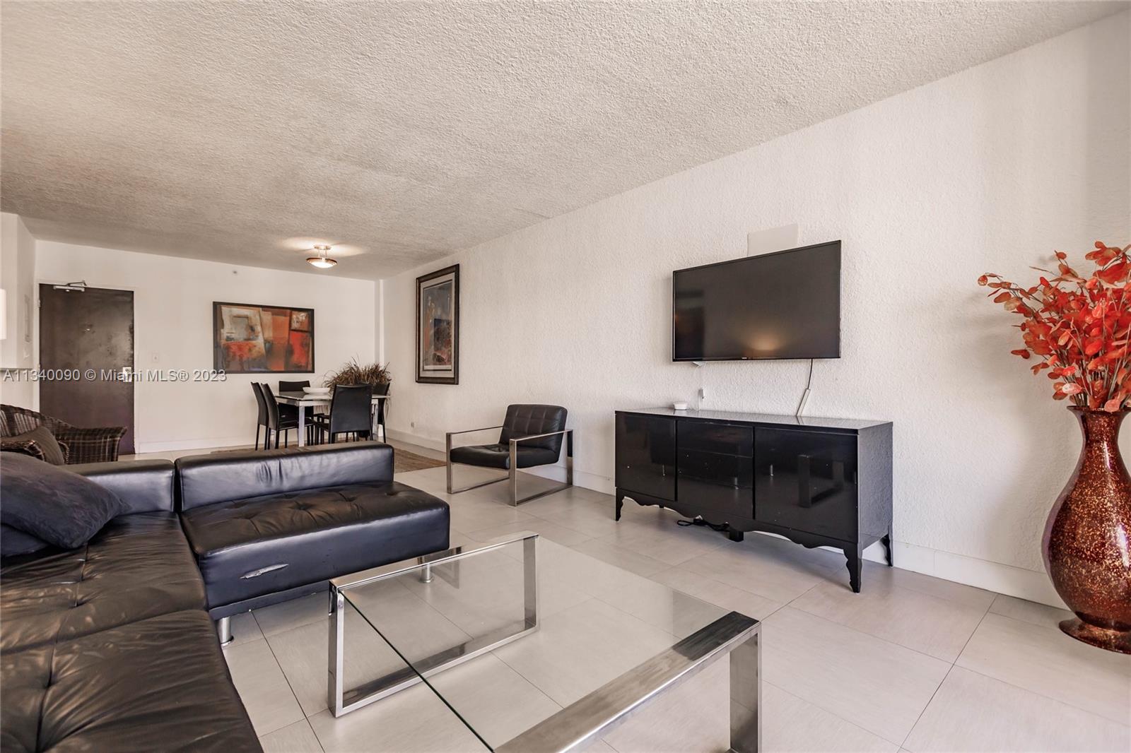 FLAMINGO SOUTH BEACH I CO - Residential