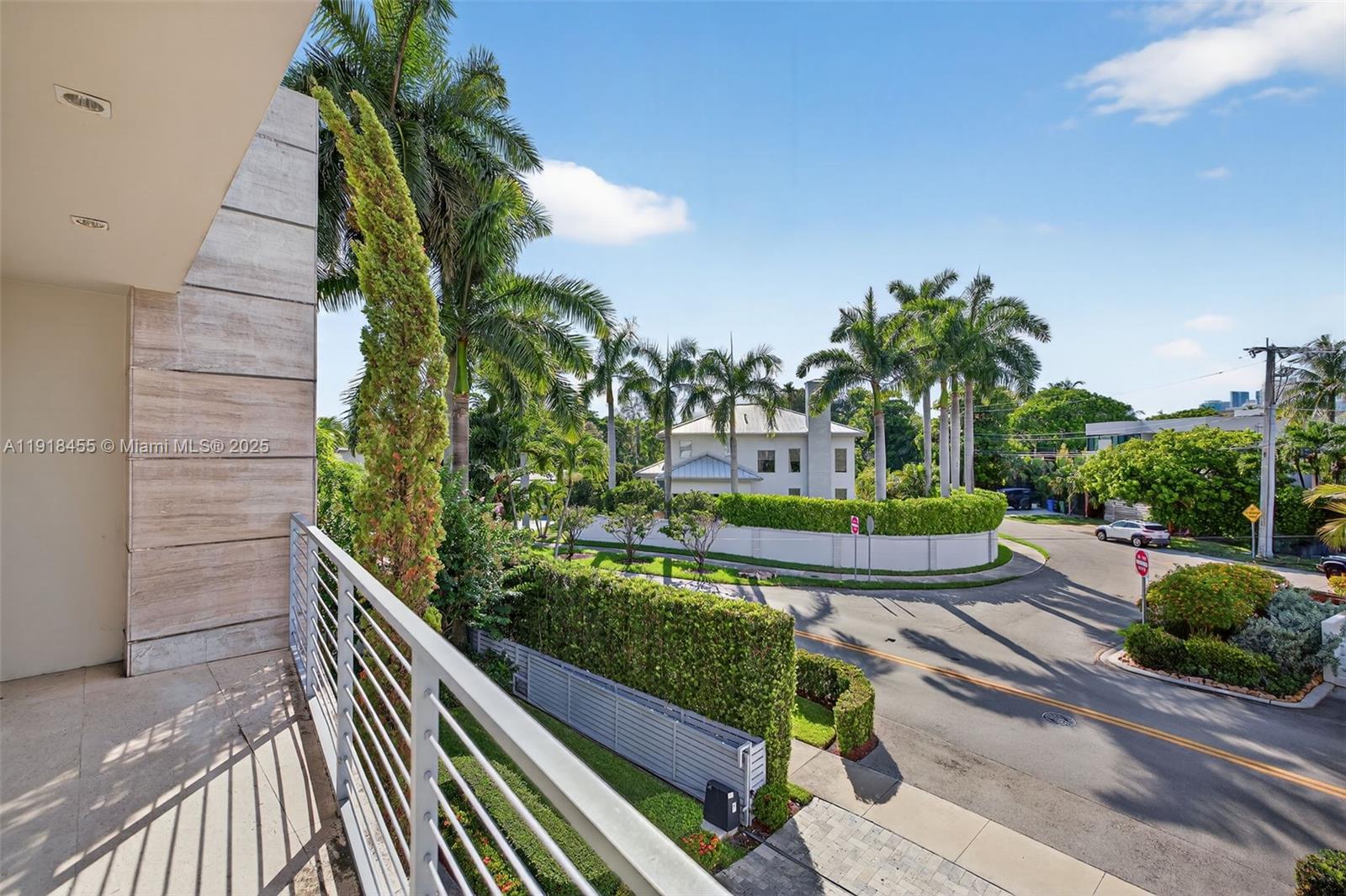 RIO VISTA - Residential