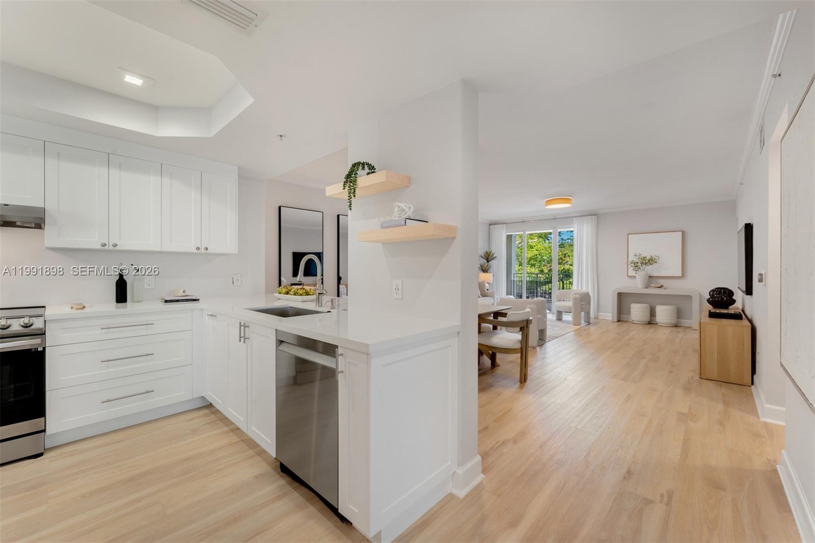 THE RESERVE OF PINECREST - Residential