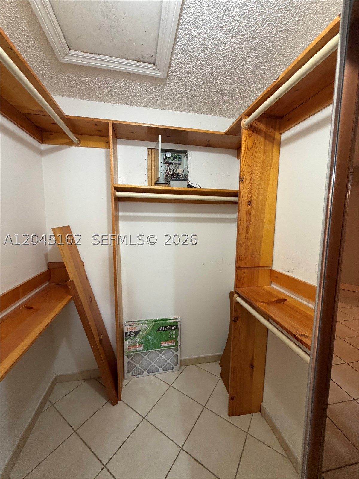 BIRD VILLAS SUB 2ND ADDN - Residential