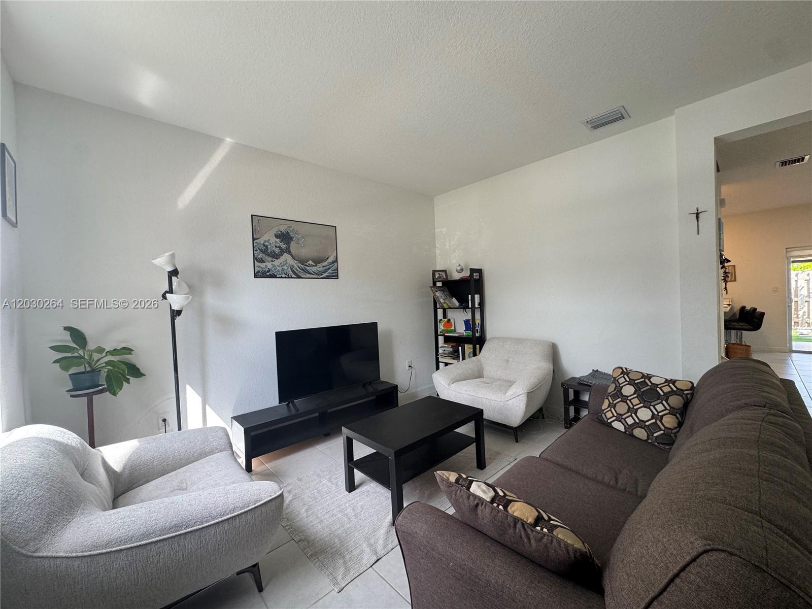 WESTVIEW GARDENS APARTMEN - Residential Lease