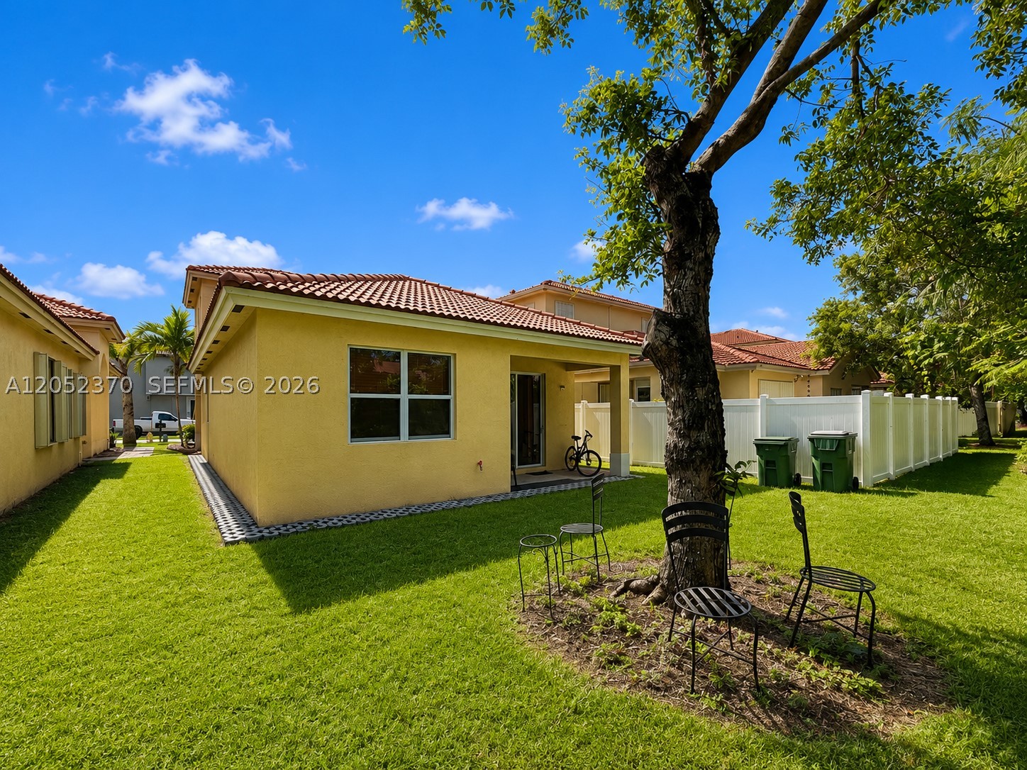 PORTOFINO POINTE - Residential