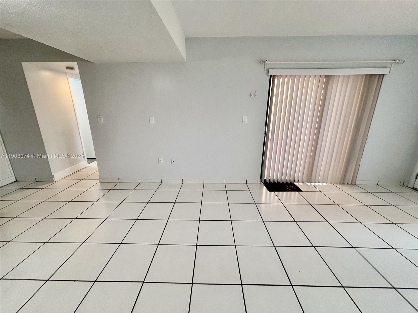 KENDALL FORESTS CONDO #2 - Residential Lease