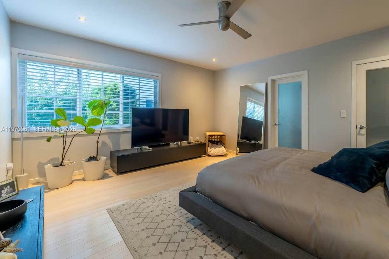 CASA 40 CONDO - Residential