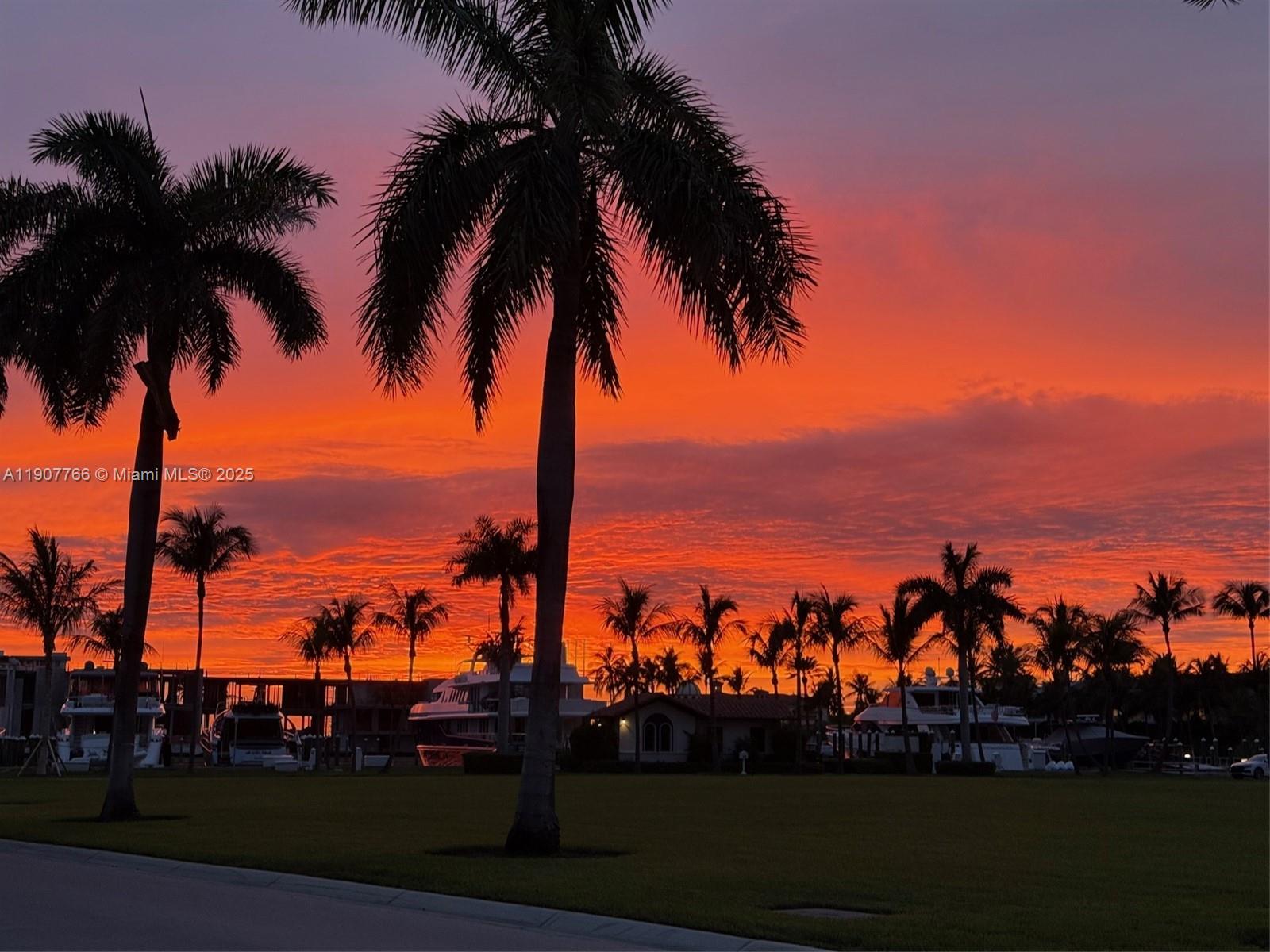 BAL HARBOUR RESIDENTIAL S - Land